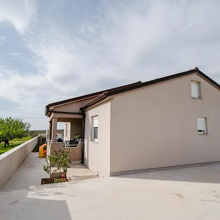 Villa Laura *