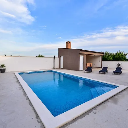 Villa Laura *