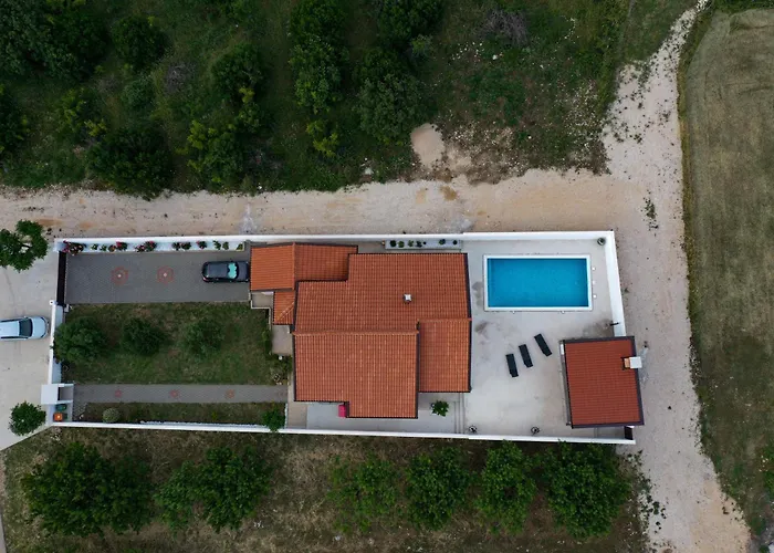Villa Laura *