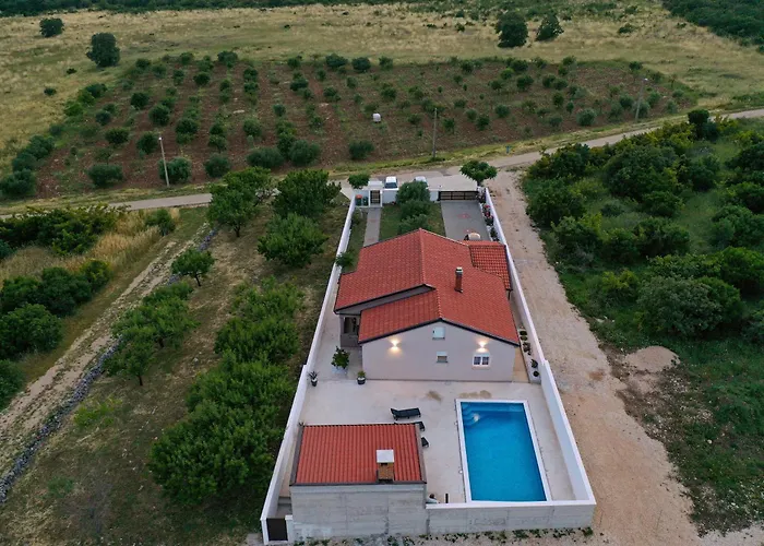 Villa Laura *
