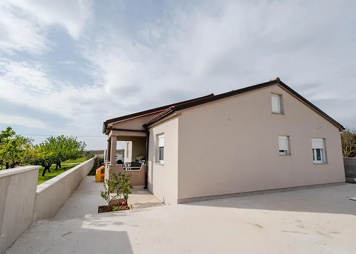 Villa Laura *